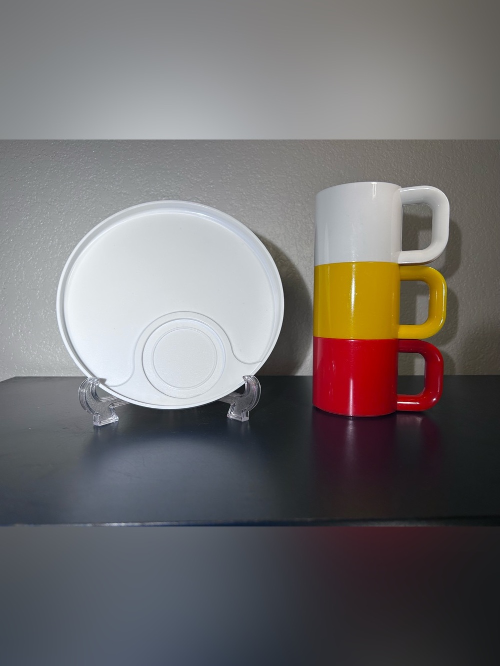 VINTAGE Ingrid Chicago Stacking Mugs x3 and one plate
